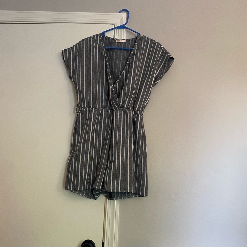 Romwe stripedromper